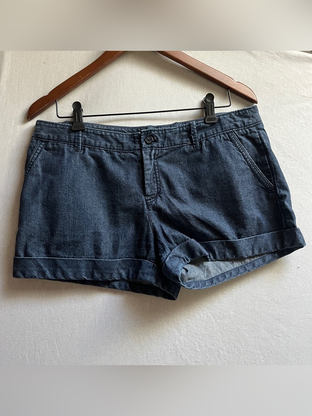 Talula Women's Denim Roll-Cuff Shorts 10